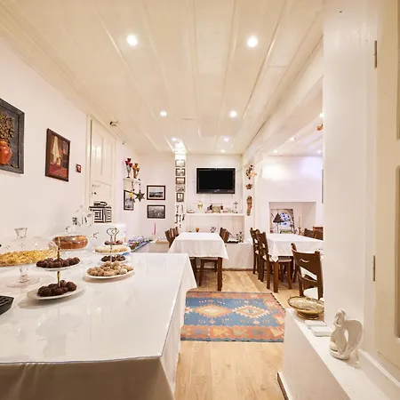 Papazin Konagi Gasthof Ayvalı